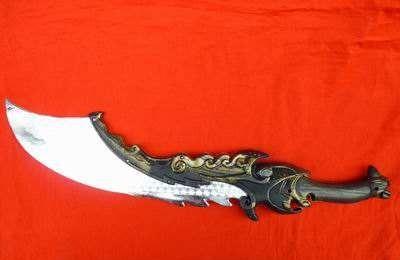 谢逊抢屠龙刀(倚天屠龙记中灭绝师太)