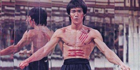 李小龙打得过特警吗
