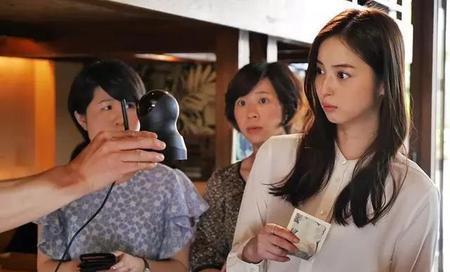 世界奇妙物语美人税完整版在线观看(不好意思 看过信息忘回了怎么回复女生)