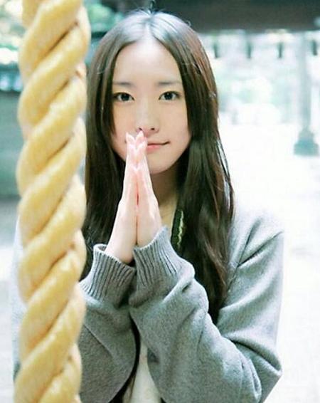 一个长得不好看的男生喜欢你(男生是不是都喜欢长得好看的)