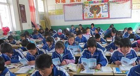 初中生秃头(初中生脱发严重怎么办)