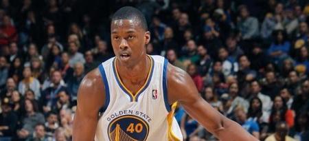 巴恩斯被交易还上场打球