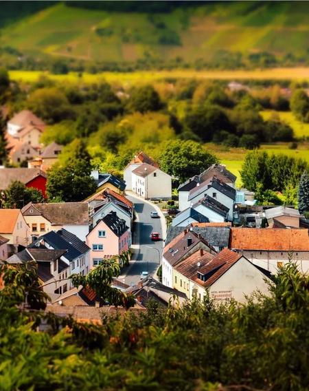 做足疗按摩的好处(经常做足底按摩有什么好处)