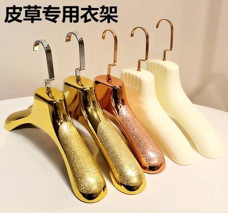 皮衣味道太重怎么去除(新买的皮衣味道太重怎么去除)