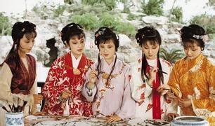 史湘云和林黛玉对比(红楼梦中史湘云的人物形象)