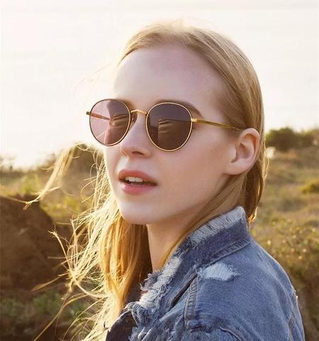 太阳镜开车用的如何选择(开车太阳镜什么颜色对眼睛好)