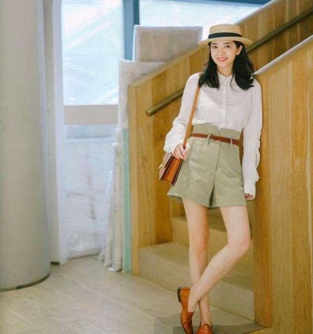 长得好看又有才华的女生