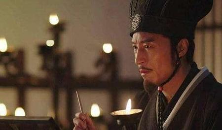 魏延和杨仪谁对谁错(魏延和谁不和)