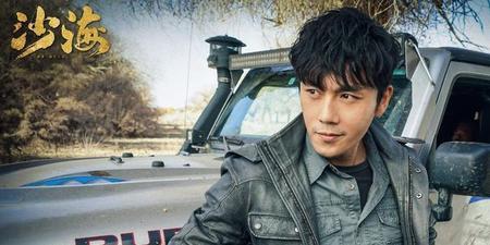 沙海里面的吴邪之前都经历了什么(沙海里吴邪被谁割喉了)