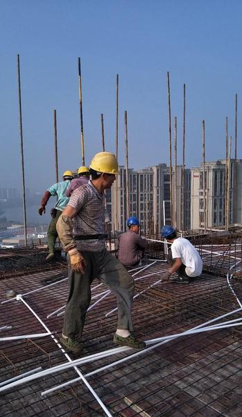 洗头发次数多了对头发好不好(洗头发每天洗好吗)