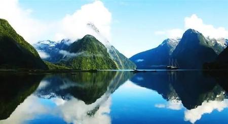 现存作品最多的诗人(现存诗歌数量最多的诗人)