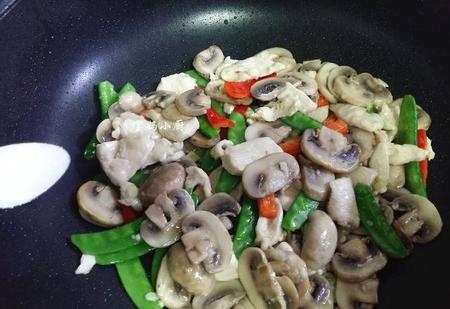 口蘑有什么营养价值(羊肉和口蘑)