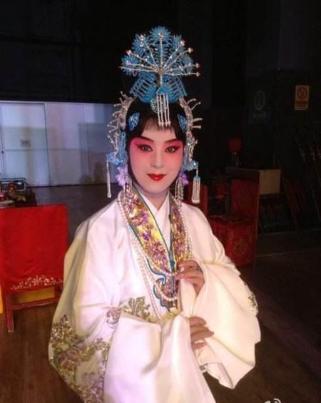 汤显祖的戏曲代表作是什么(汤显祖的作品后二梦指的是哪两部戏曲)