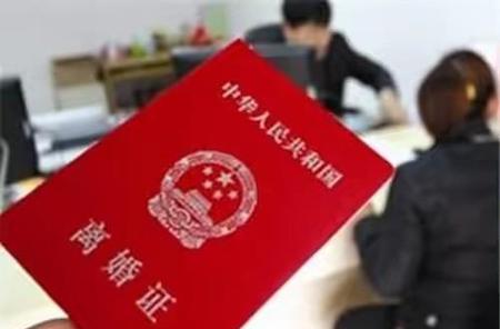 初婚嫁给二婚的现在过得怎么样了(二婚嫁二婚会幸福吗)