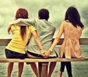 什么是三角关系(三角恋的关系)