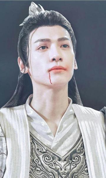 罗云熙在白发里的角色(罗云熙演的容齐是什么电视剧)