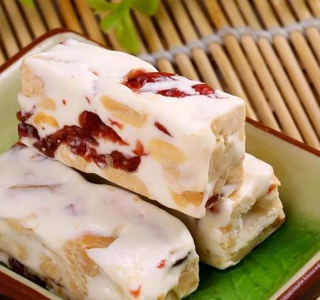 牛轧糖做出来很软(牛轧糖特别软怎么办)