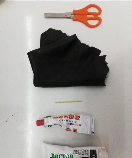 皮衣掉皮怎么修复(皮衣有点脱皮怎么修复)