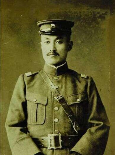 郭松龄叛变张作霖训张学良那一段