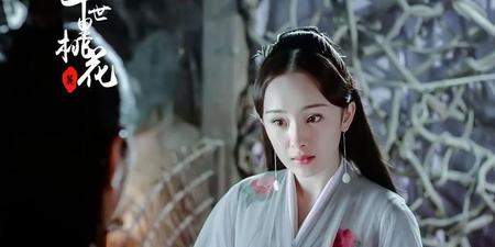 杨幂最近热搜(杨幂热搜统计)