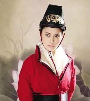 上官婉儿 武则天的关系(上官婉儿和武则天是什么关系)