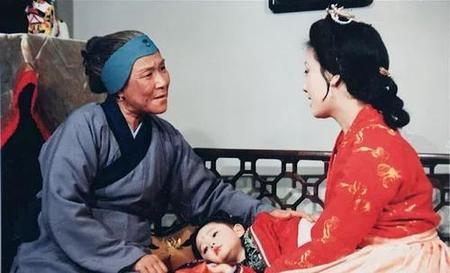 巧姐是不是王熙凤亲生的(红楼梦里的巧姐是王熙凤亲生的吗)