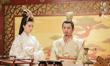 思美人莫愁和大君(思美人莫愁喜欢大君吗)