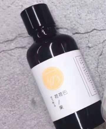 27岁混油皮适合什么护肤品(清洁毛孔后可以刷酸吗)