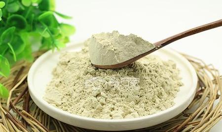 三七粉怎样祛斑三七粉祛斑的吃法(377美白淡斑精华使用方法)