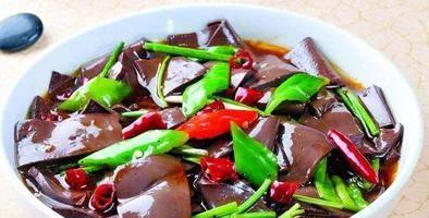 羊血怎么做好吃家常做法(炒羊血的做法大全家常菜)