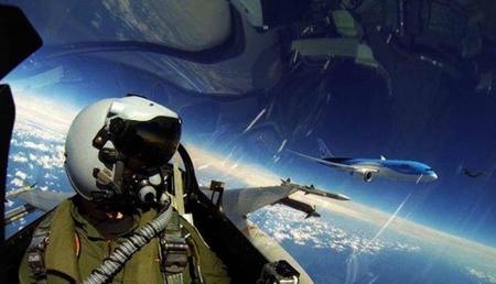 空军和海军哪个厉害(陆军海军空军谁厉害)