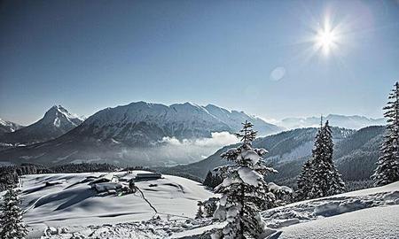 心酸纵有千万种 沉默不语最难过的意思(难过有千万种,沉默不语最伤心)