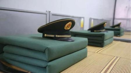 冬天一床被子冷怎么办(冬天怎样暖被窝)