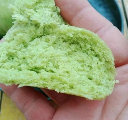 怎么防止彩色馒头蒸出来变色(蔬菜汁做馒头怎样不变色)