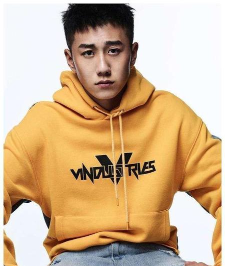 少年派江天昊家最后怎么样了(少年派中江天昊家是不是真的破产了)