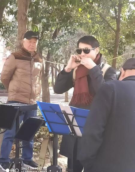 嫁给大叔的女人面相