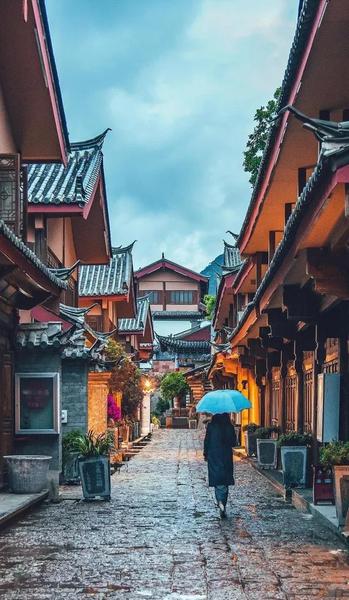 镇江在历史上的地位(镇江的历史地位)