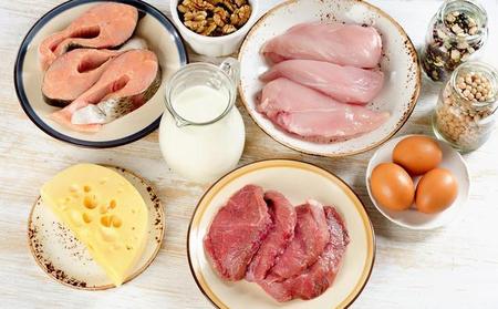 碳水和蛋白质哪个更让人长胖(一斤棉花沉还是一斤铁沉)