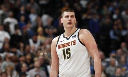 尼古拉·约基奇(哈哈哈模仿邓超的是谁)