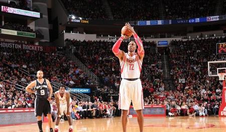 篮球怎么才能罚球,是哪一方罚球(犯规罚篮规则)