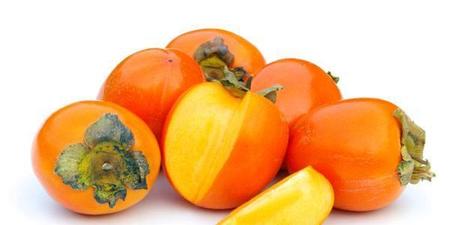 为什么吃完柿子不能喝牛奶(柿子能和牛奶一起吃吗会结石吗)