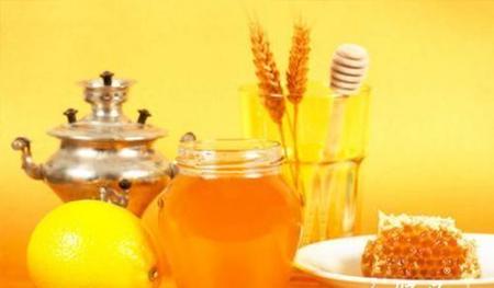 蜂蜜怎样喝最好(蜂蜜水怎么喝比较好)