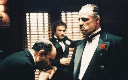 让敌人低估你的优点 让朋友高估你的缺点(教父让敌人高估你的缺点)