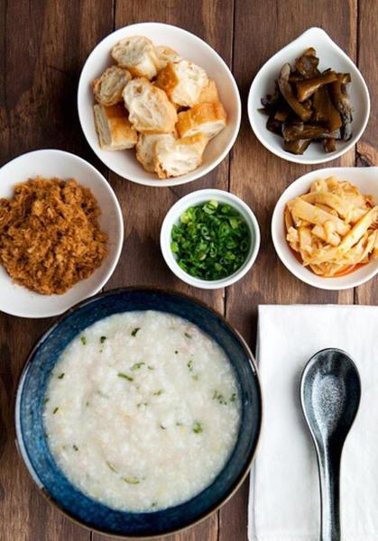 早餐粥吃什么配菜(白粥配什么当早餐)