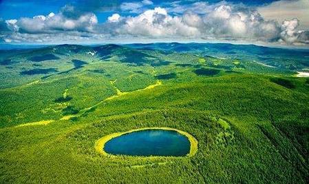 如果有人在你面前说悄悄话(被同事背后说闲话)