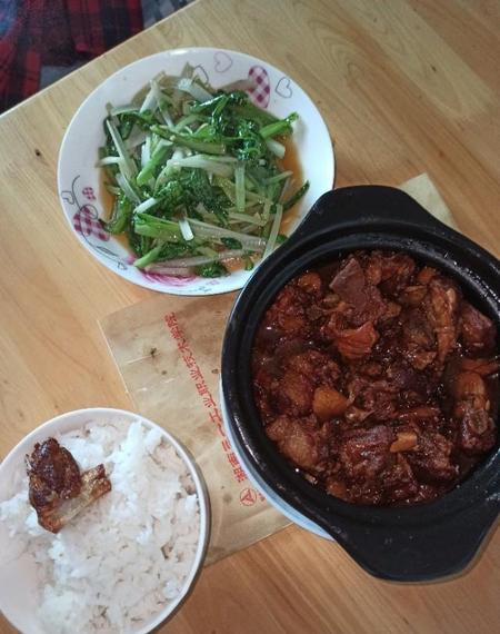 一碗米饭的意义(喷香米饭是蒸米饭吗)