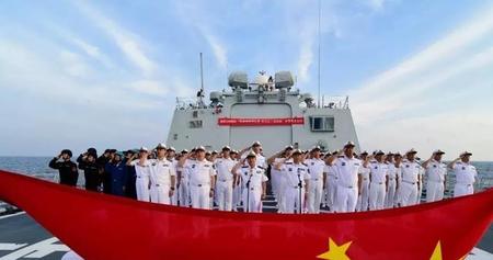 介绍一部与深海利剑差不多电视剧(深海利剑电视剧全40集剧情介绍)