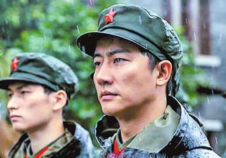 芳华中刘峰结局(芳华里面刘峰喜欢何小萍吗)