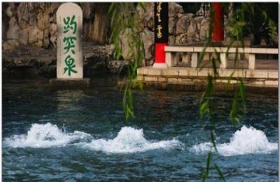 济南为什么被称为泉城一句话解释(为什么称济南为泉城是因为什么)