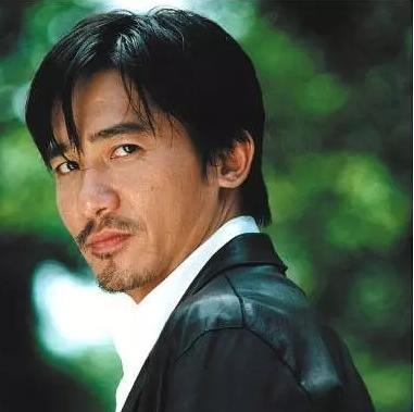 香港黑帮电影排行榜(最好看的黑帮香港电影)